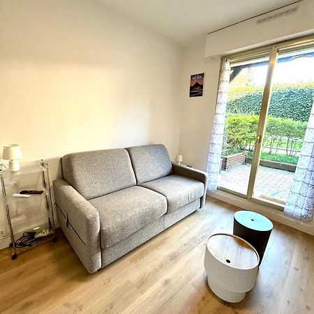 Studio En Rez De Jardin Deauville Centre Et Plage Екстер'єр фото